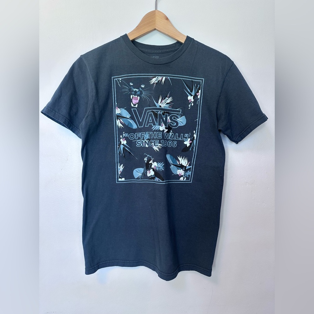 Vans Graphic T-Shirt Men’s size Small